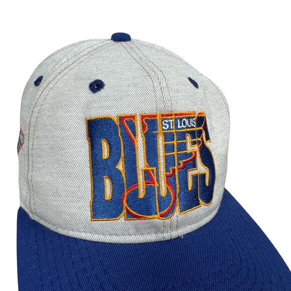 Vintage 1 Apparel St Louis Blues Snapback Hat Hockey Cap White Blue 90s USA NHL - Picture 2 of 10